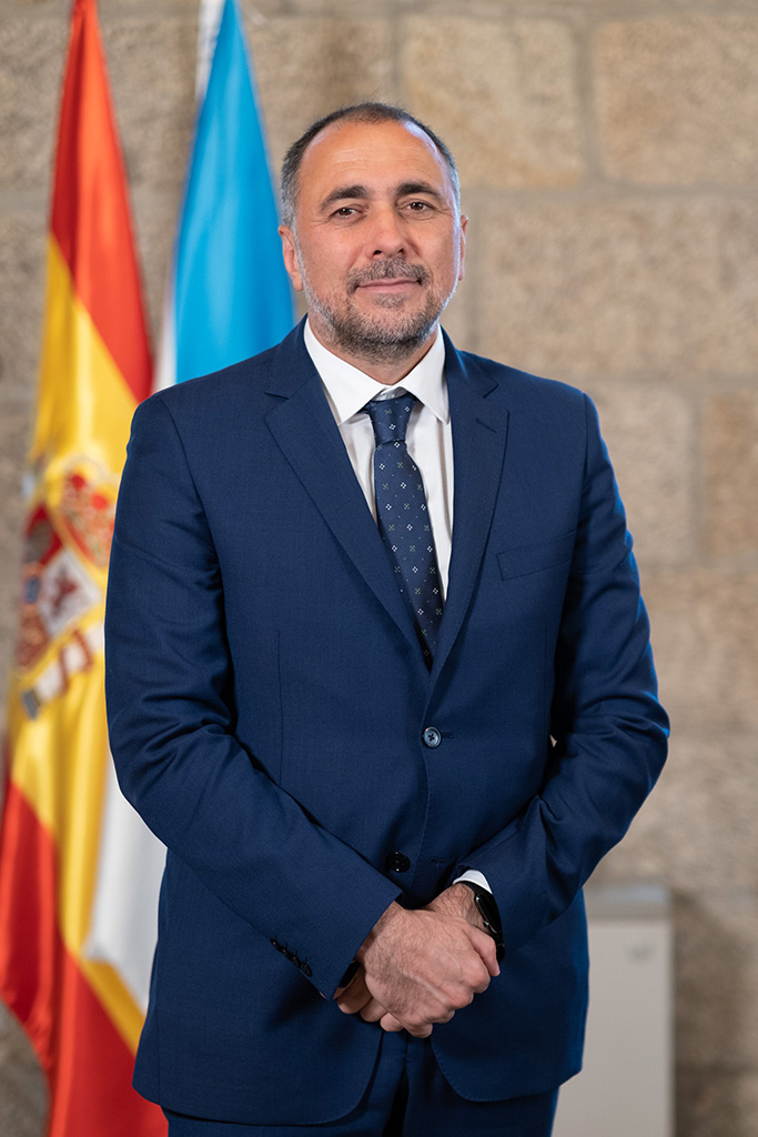 Carrusel: Julio García Comesaña, conselleiro de Sanidad
