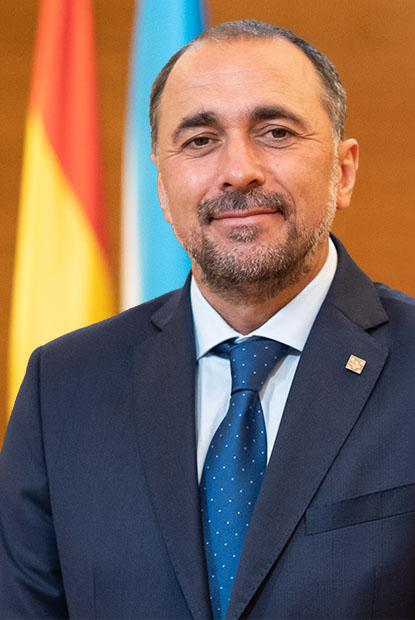 Carrusel: Julio García Comesaña, conselleiro de Sanidad